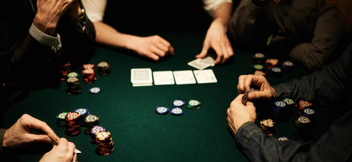 Частная академия покера в Великобритании